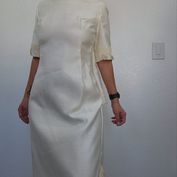 Dress - Picture 4 of 16